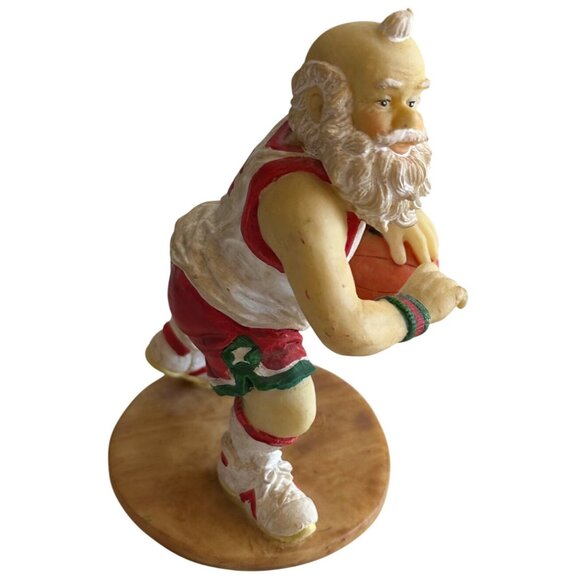 Santa Claus Playing Basketball Sports Holiday Ceramic Figurine 5" Tall (READ) - Picture 4 of 13